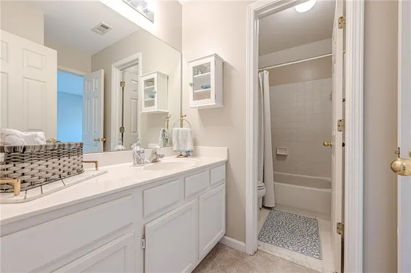 $780,000 | 4454 Woodford Pass Northeast, Roswell, GA 30075
