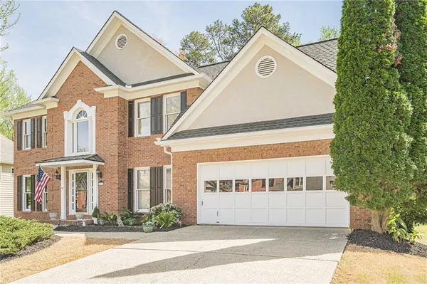 $780,000 | 4454 Woodford Pass Northeast, Roswell, GA 30075