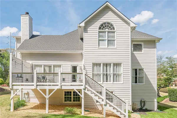 $780,000 | 4454 Woodford Pass Northeast, Roswell, GA 30075