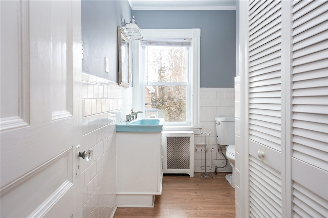 5 Cummings Road Newport, RI 02840 - Photo 16 of 26