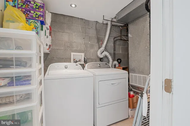 a view of workspace with windows