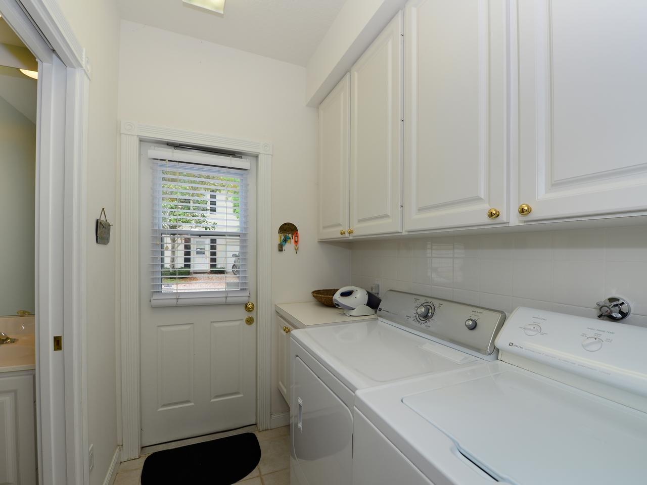 342 Legare Court Jupiter, FL 33458 - Photo 13 of 14 Laundry Room