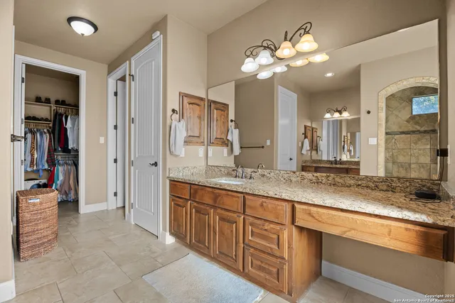 $600,000 | 113 Eden Crossing, Adkins, TX 78101