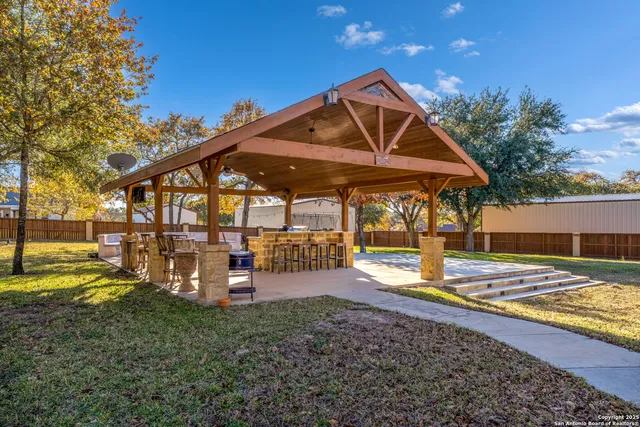 $600,000 | 113 Eden Crossing, Adkins, TX 78101