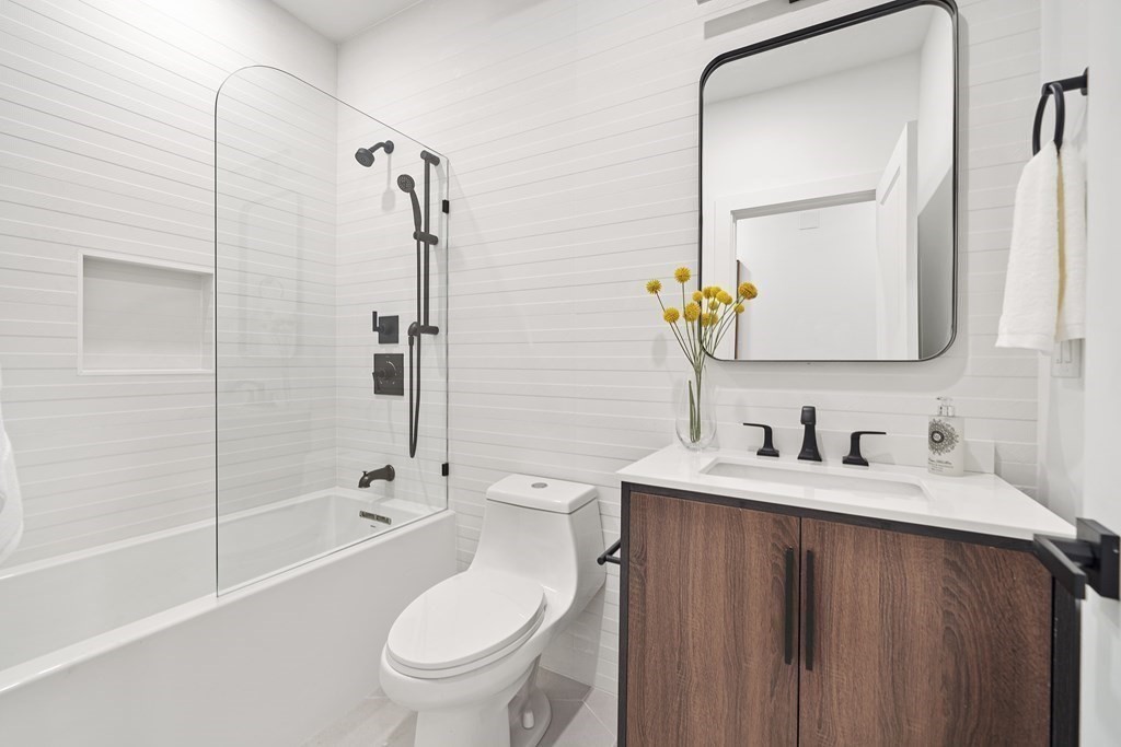 118 Spring Street, Unit 1 Cambridge, MA 02141 - Photo 13 of 21