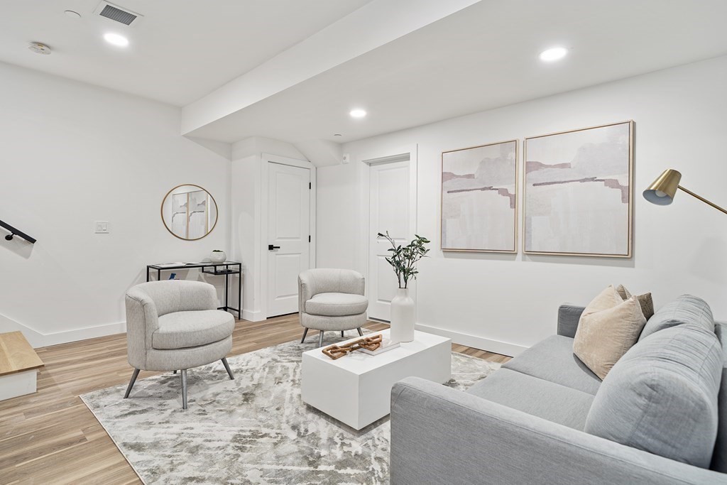 118 Spring Street, Unit 1 Cambridge, MA 02141 - Photo 16 of 21