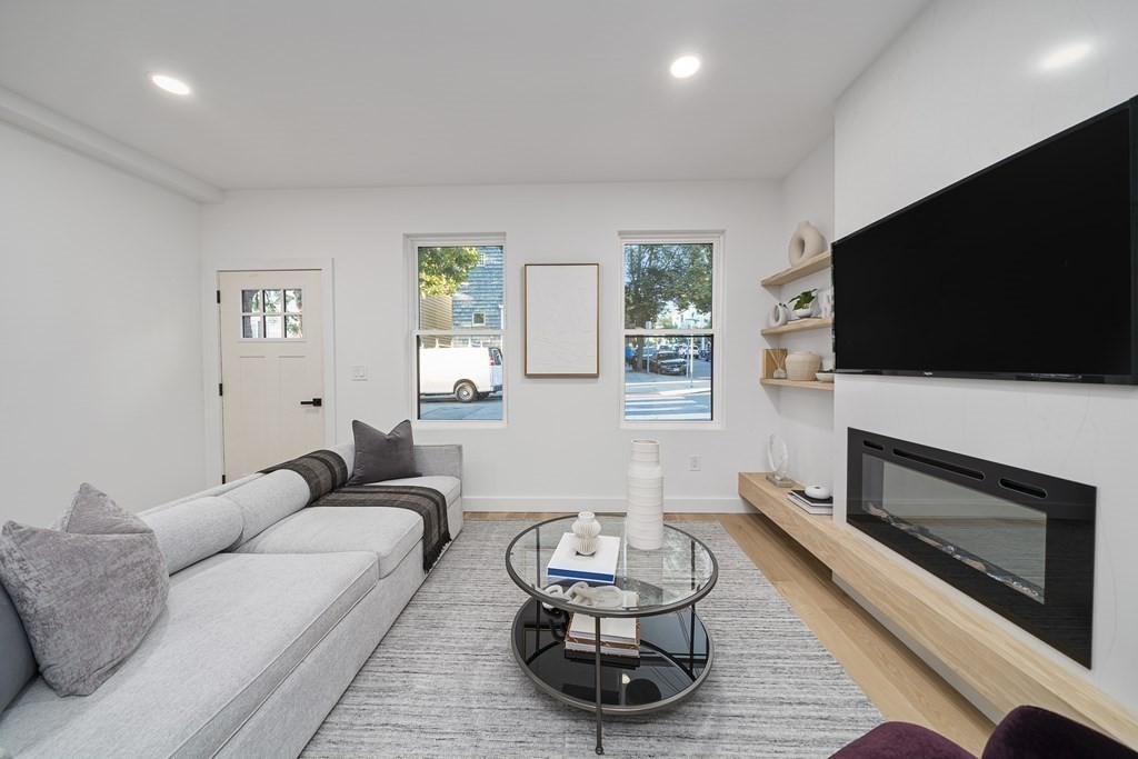 118 Spring Street, Unit 1 Cambridge, MA 02141 - Photo 5 of 21