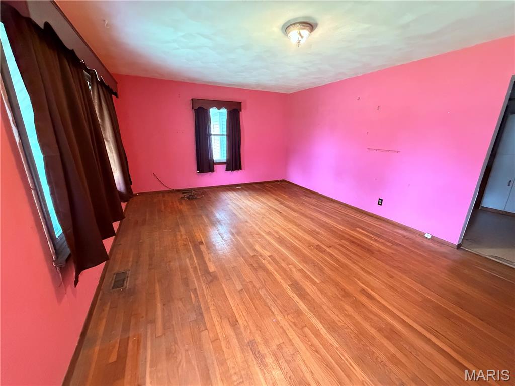 2640 Logan Street Granite City, IL 62040 - Photo 3 of 19