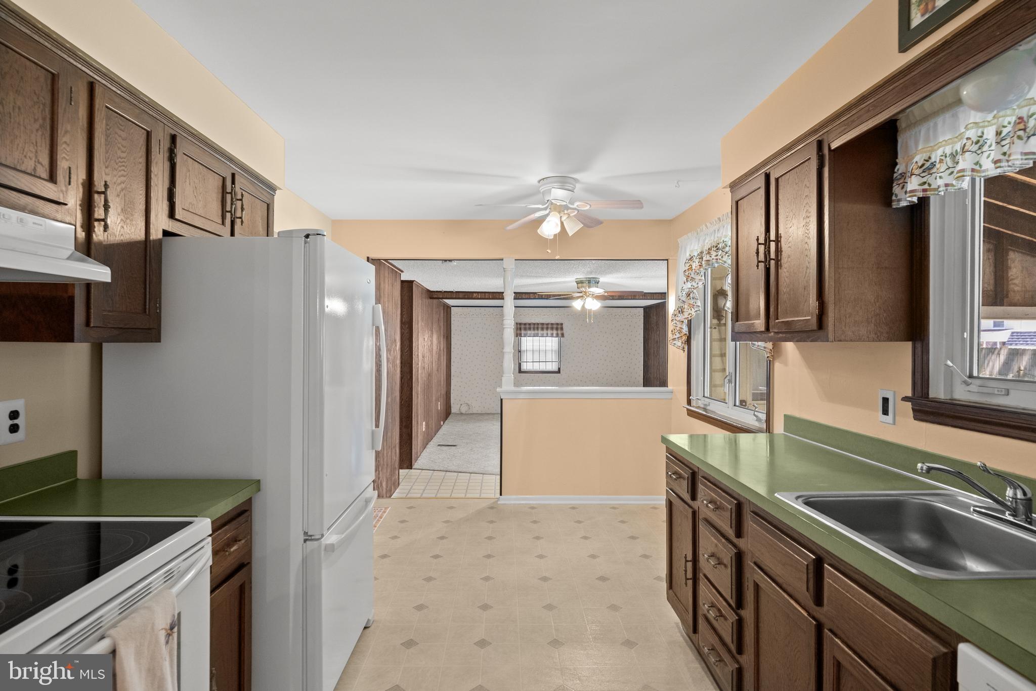 269 Burning Tree Road Delran, NJ 08075 - Photo 10 of 27