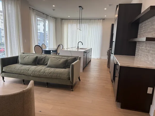 $6,500 | 321 31st Avenue North, Unit 113, Nashville, TN 37203