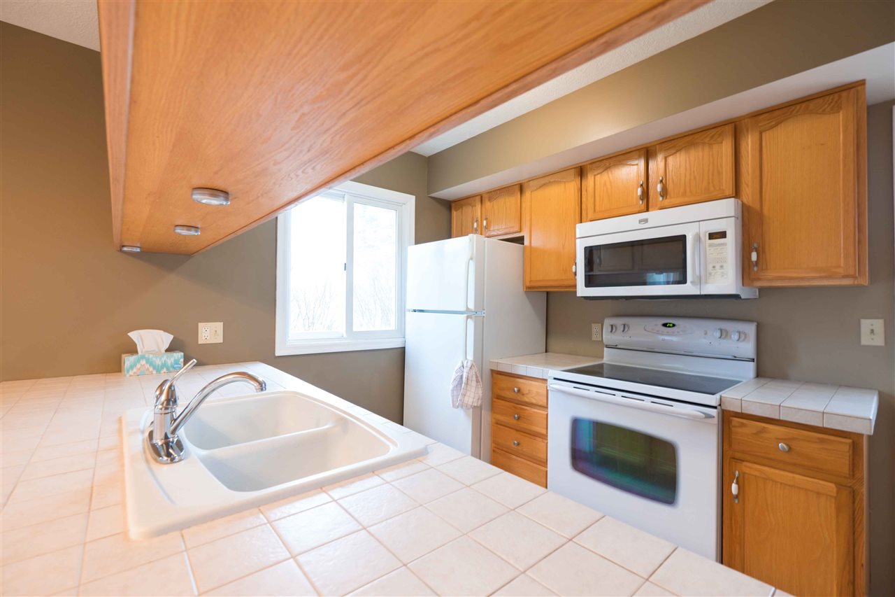40 Mathison Road South Traverse City, MI 49686 - Photo 5 of 25 1859274-4.JPG