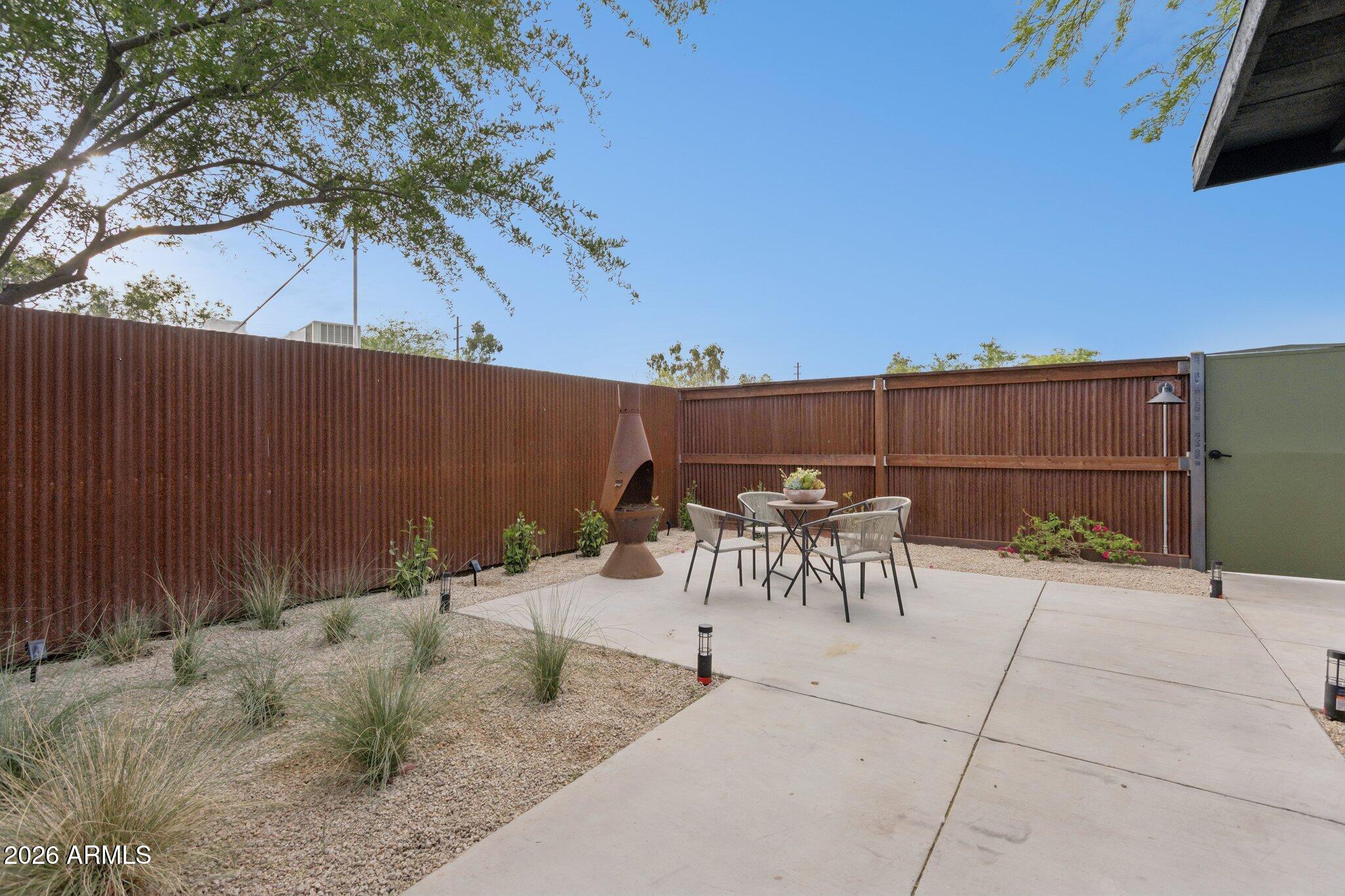 8015 East Coronado Road Scottsdale, AZ 85257 - Photo 33 of 93 Front courtyard view
