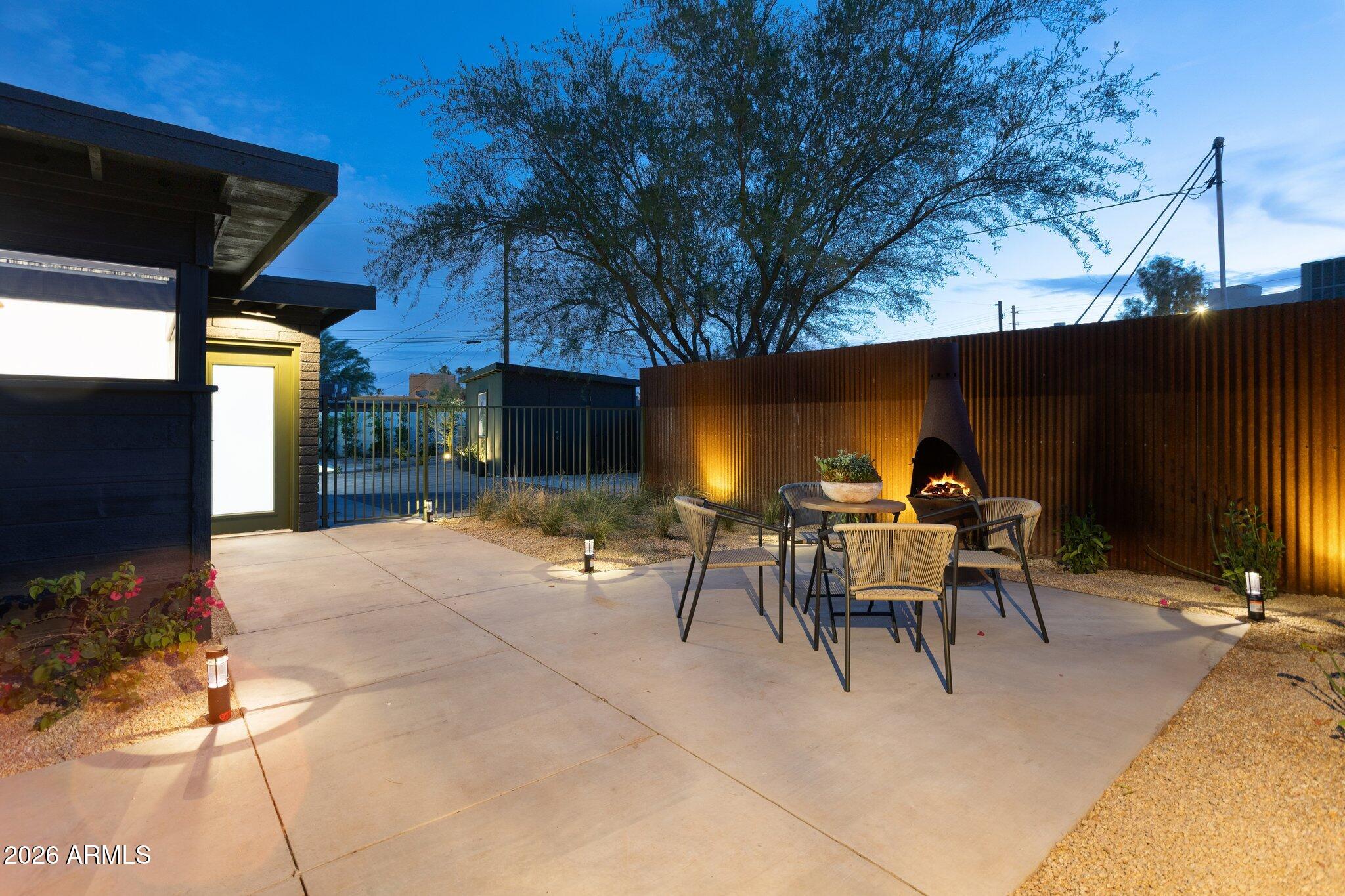 8015 East Coronado Road Scottsdale, AZ 85257 - Photo 47 of 93 Entry courtyard