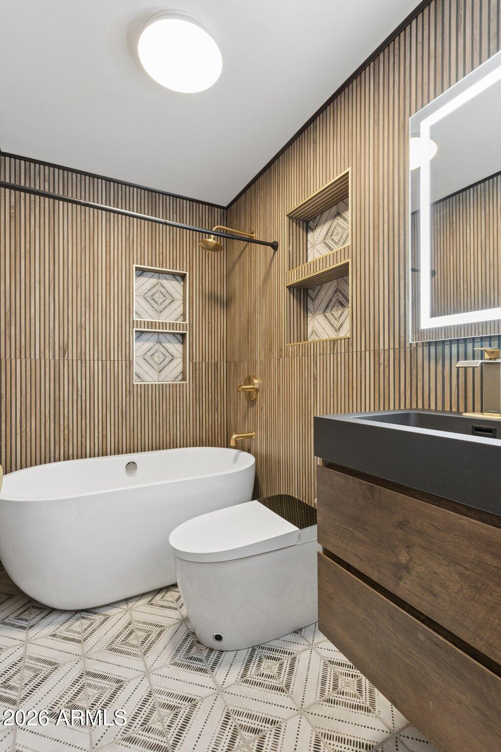 8015 East Coronado Road Scottsdale, AZ 85257 - Photo 61 of 93 Serene bathroom