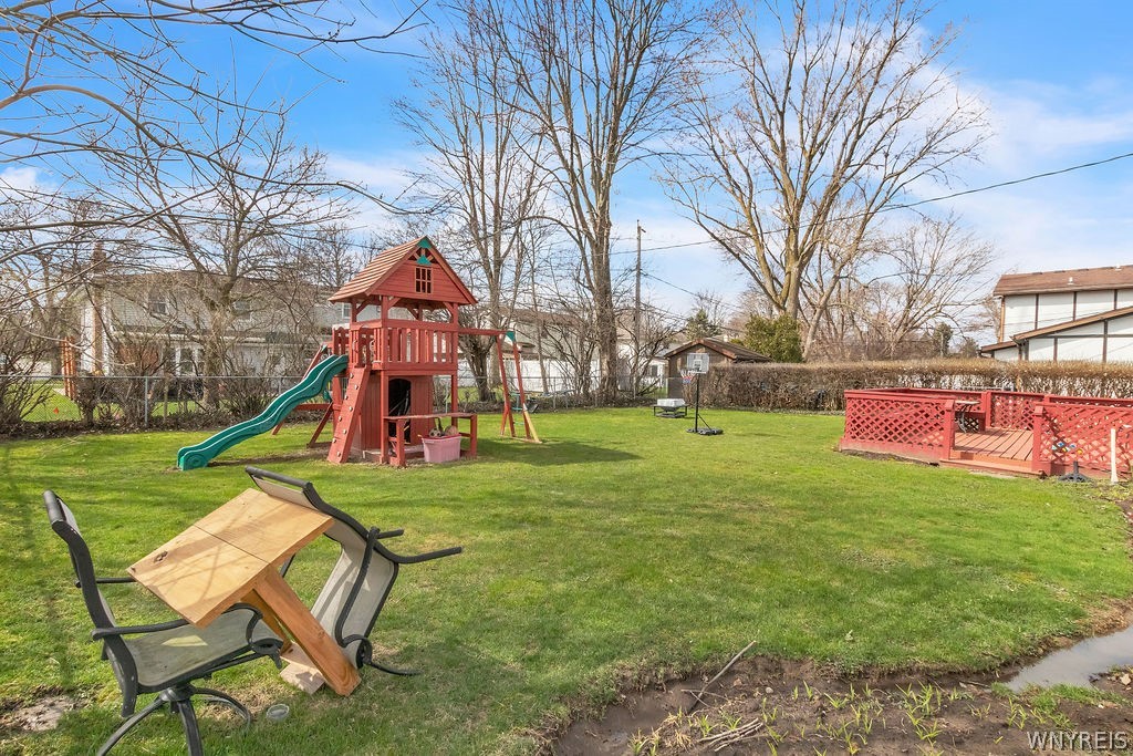 223 West Klein Road Amherst, NY 14221 - Photo 11 of 49