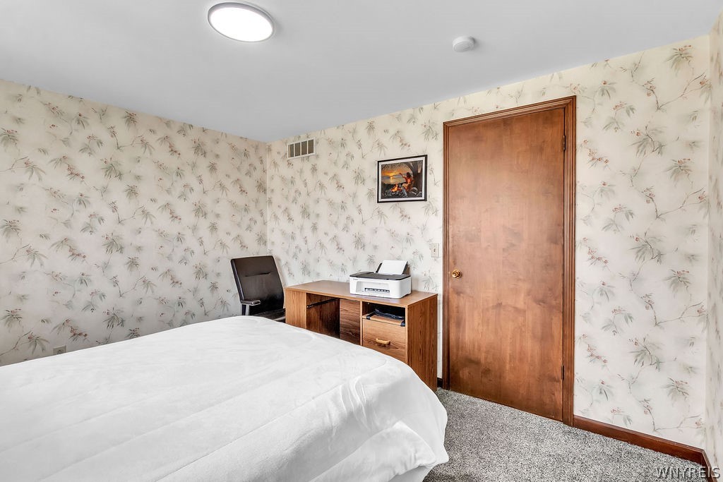 223 West Klein Road Amherst, NY 14221 - Photo 45 of 49