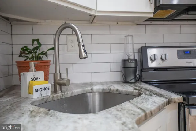 $229,900 | 1424 South Vogdes Street, Philadelphia, PA 19143