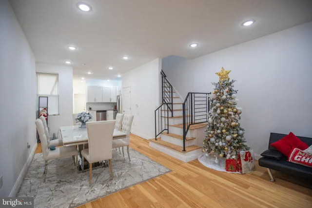 $229,900 | 1424 South Vogdes Street, Philadelphia, PA 19143