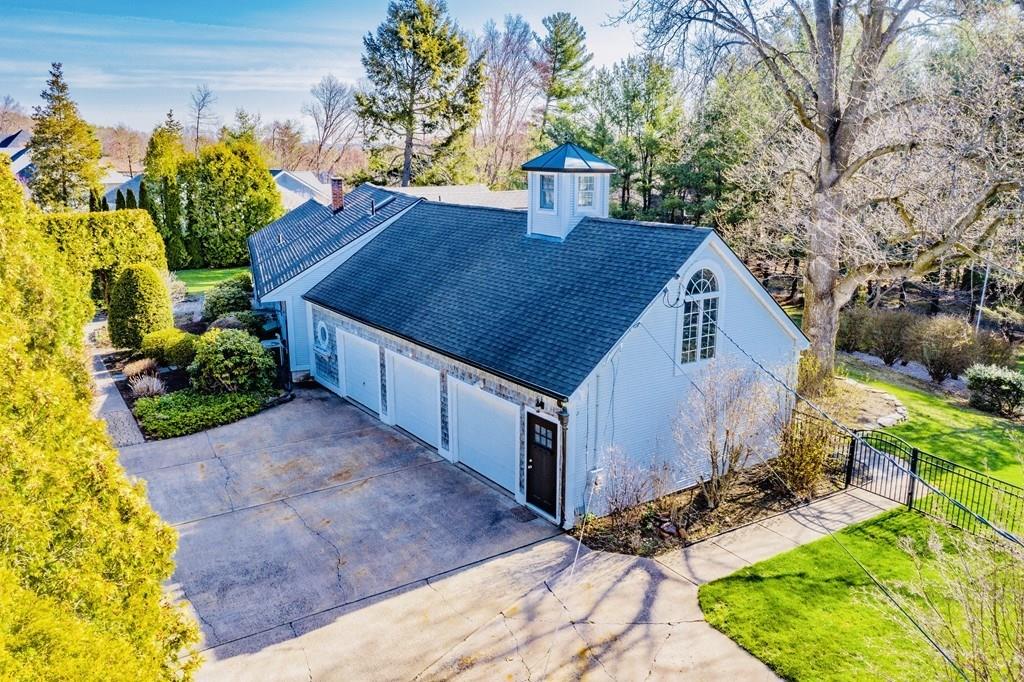 110 Quarry Road West Springfield, MA 01089 - Photo 4 of 42 Gallery Image 4