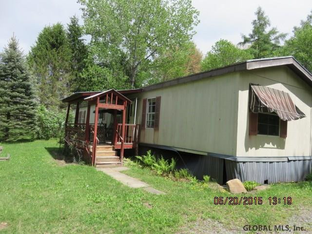 51 Gabriel Road Corinth, NY 12822 - Photo 4 of 11 Photo 4