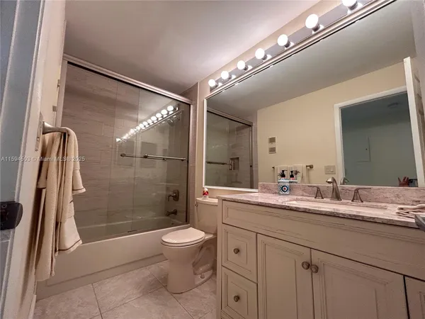 $5,500 | 1102 Duncan Circle, Unit 104, Palm Beach Gardens, FL 33418