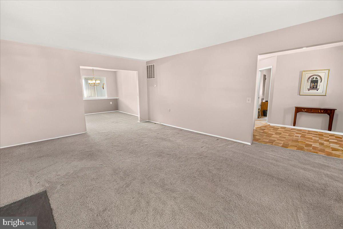 7047 Catalpa Road Frederick, MD 21703 - Photo 13 of 118