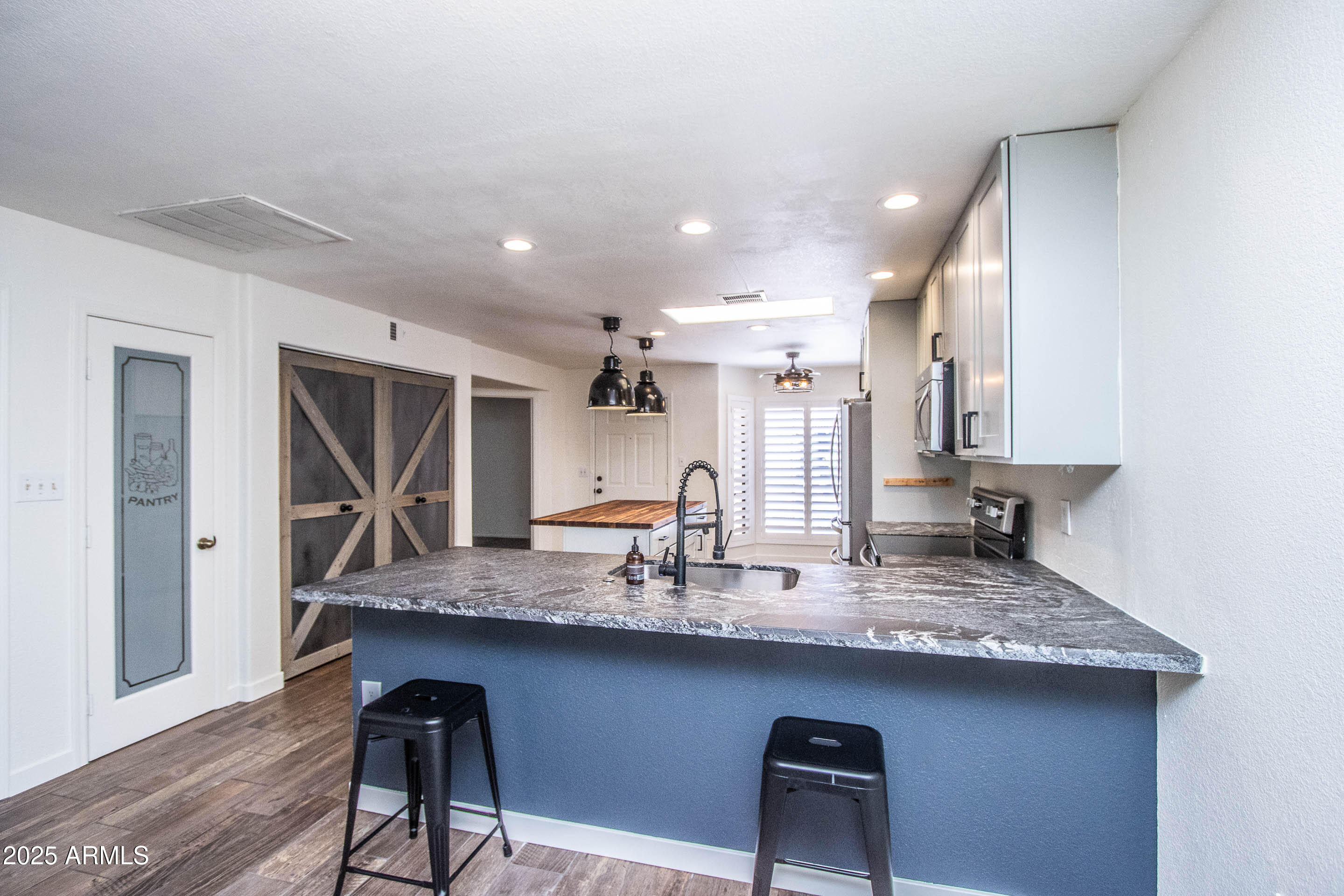 1318 East Cobb Drive Tempe, AZ 85288 - Photo 13 of 43