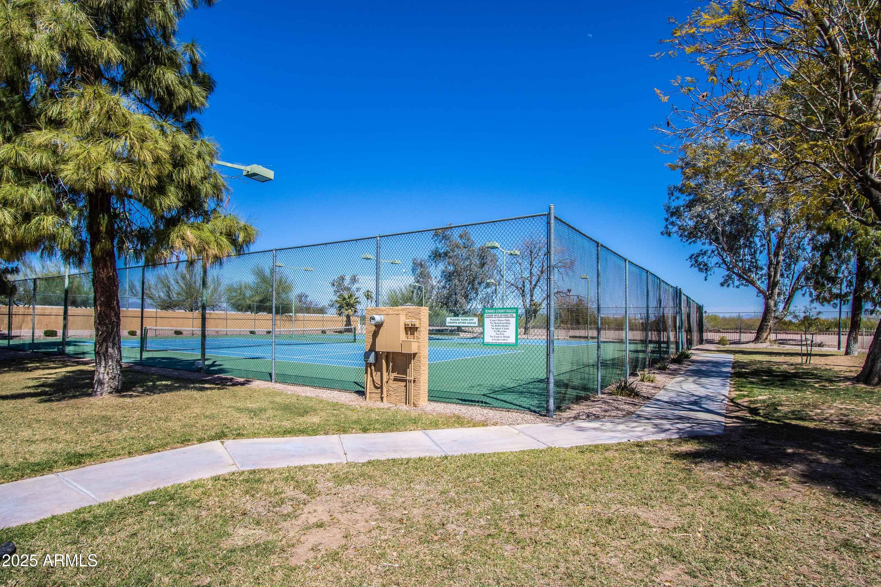 1318 East Cobb Drive Tempe, AZ 85288 - Photo 38 of 43 a view of a park