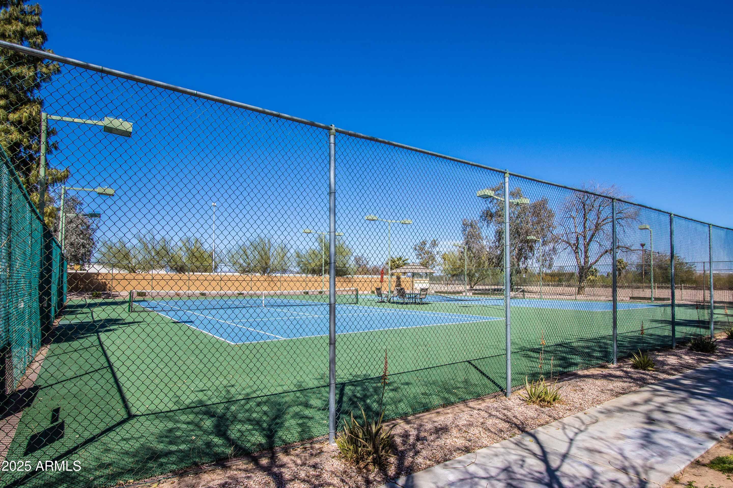 1318 East Cobb Drive Tempe, AZ 85288 - Photo 39 of 43 a view of a backyard