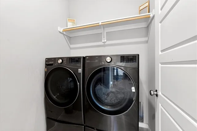 $515,000 | 1808 West Catalpa Street, Olathe, KS 66061