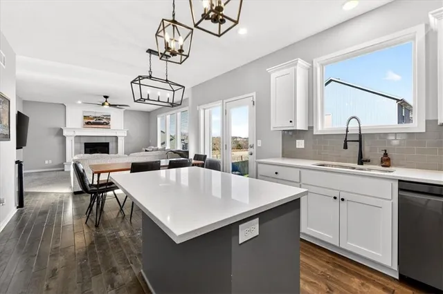 $515,000 | 1808 West Catalpa Street, Olathe, KS 66061