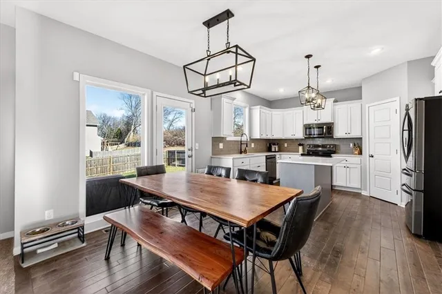 $515,000 | 1808 West Catalpa Street, Olathe, KS 66061