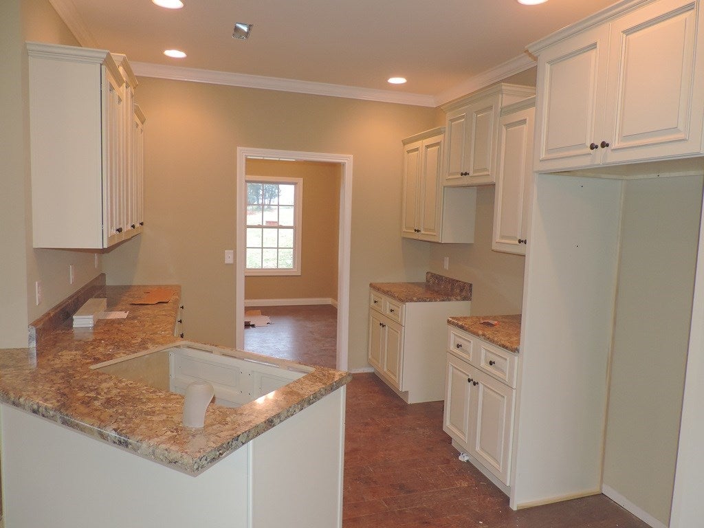 583 Hunts Bend Road Bowling Green, KY 42103 - Photo 9 of 20 Gallery Image 9
