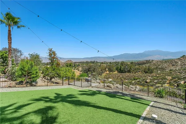 $629,000 | 27830 Hemet Street, Hemet, CA 92544
