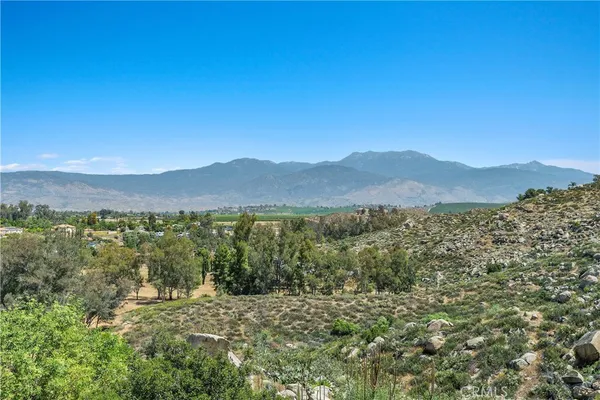 $629,000 | 27830 Hemet Street, Hemet, CA 92544