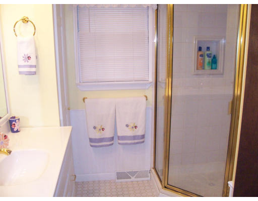133 Pontoosic Road Westfield, MA 01085 - Photo 8 of 14 Gallery Image 8