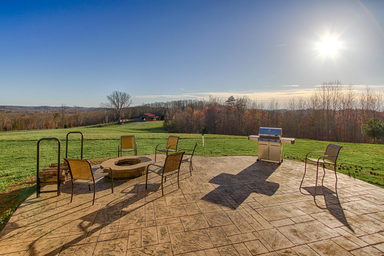 200 Pleasant Hill Road Philadelphia, TN 37846 - Photo 12 of 34 14-20180227-IMG_9936_HDR
