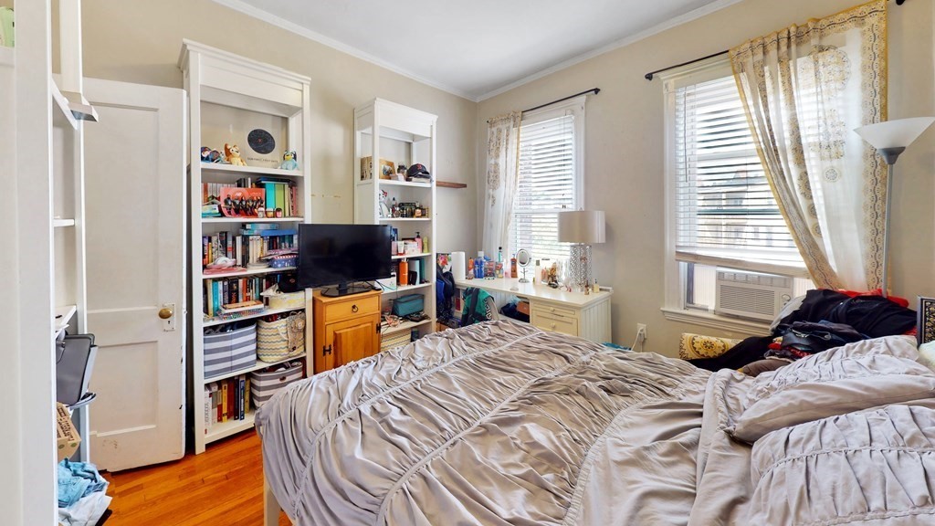 142 Sutherland Road Boston, MA 02135 - Photo 35 of 42