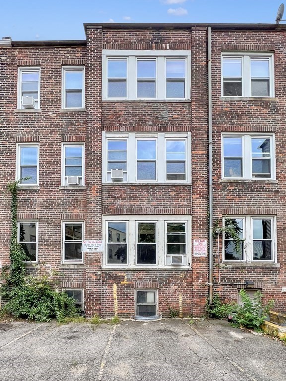 142 Sutherland Road Boston, MA 02135 - Photo 42 of 42