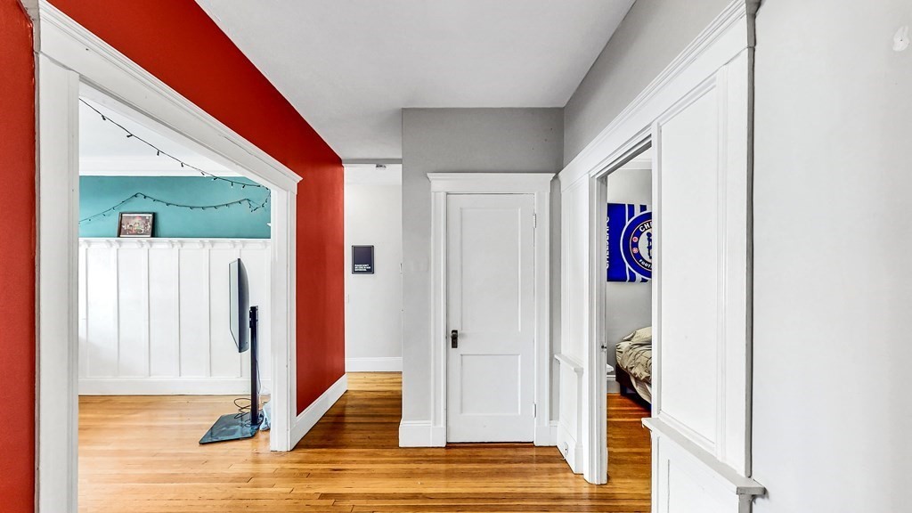 142 Sutherland Road Boston, MA 02135 - Photo 5 of 42