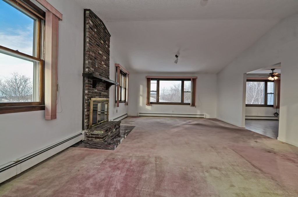 4 Reservoir Road Gloucester, MA 01930 - Photo 6 of 30 Gallery Image 6