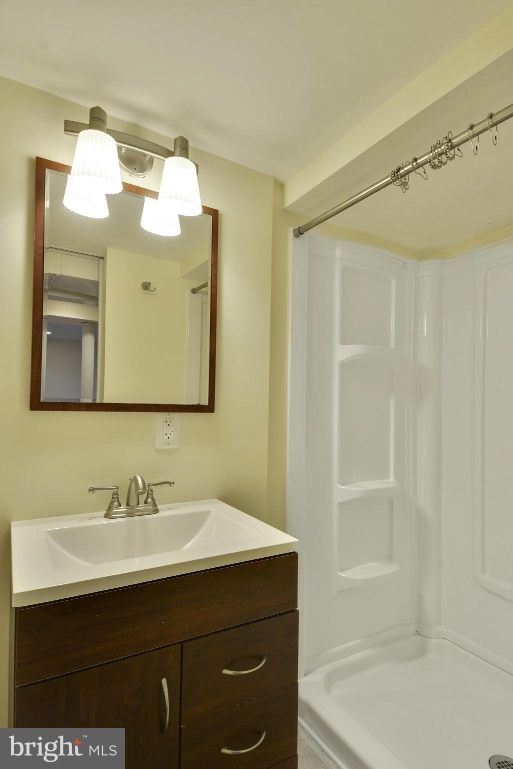 3921 Havard Street Silver Spring, MD 20906 - Photo 25 of 30 Bath