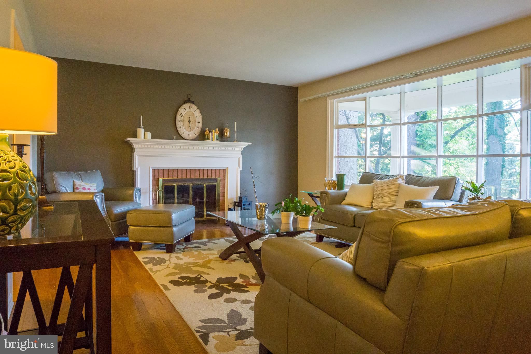 416 River Bend Road Fort Washington, MD 20744 - Photo 6 of 30 Living Room