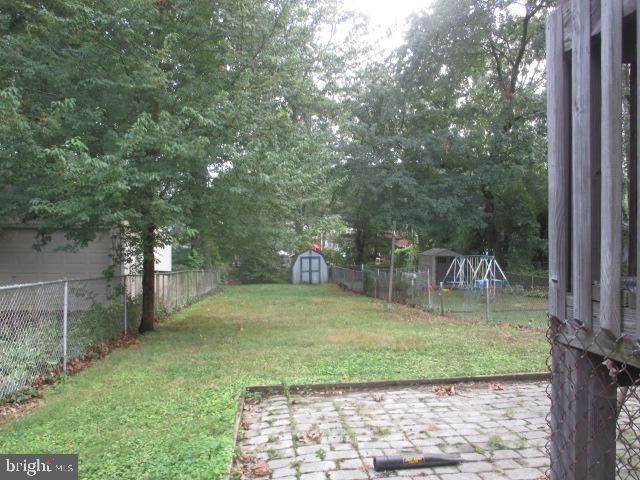 1615 Naturo Road Towson, MD 21286 - Photo 13 of 15 fenced rear yard