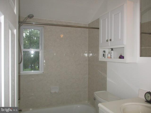 1615 Naturo Road Towson, MD 21286 - Photo 7 of 15 New bathroom