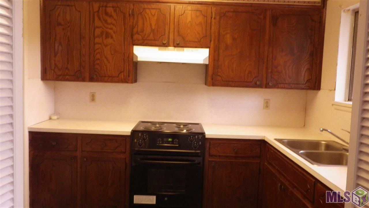 246 Emerald Road Baton Rouge, LA 70810 - Photo 7 of 10