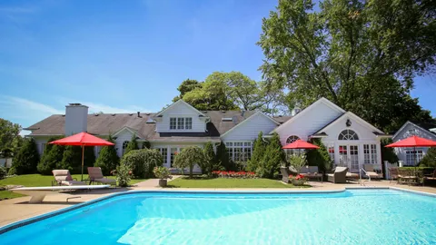 $2,250,000 | Undisclosed Address, North Barrington, IL 60010