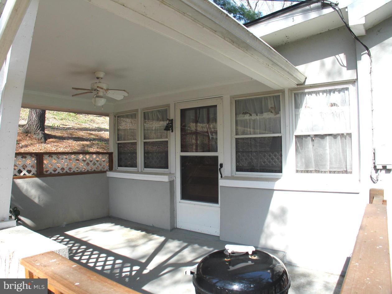 1482 Bennys Beach Road Front Royal, VA 22630 - Photo 17 of 27 Side Porch