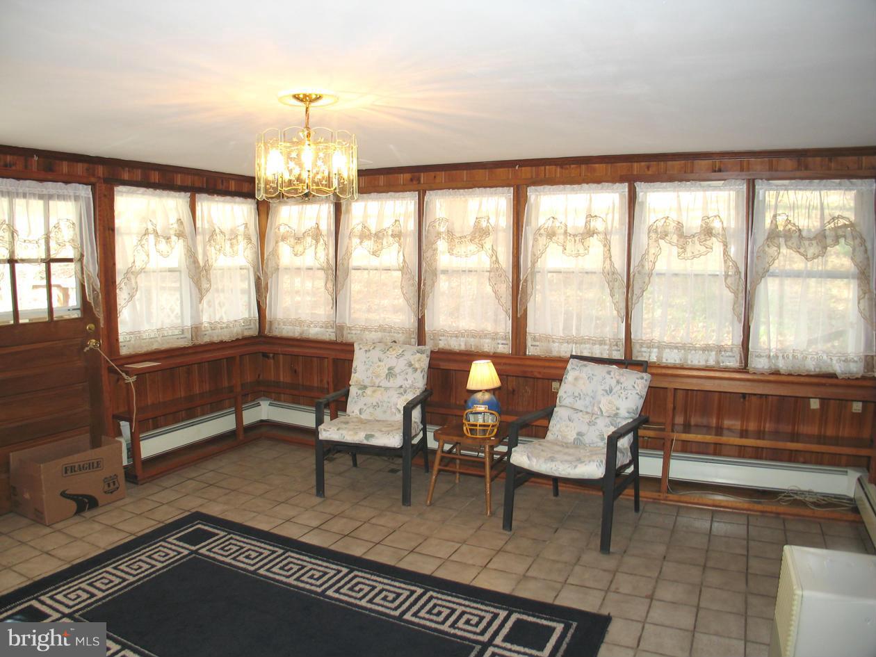 1482 Bennys Beach Road Front Royal, VA 22630 - Photo 6 of 27 Dining Room