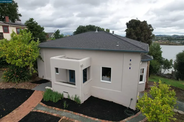 $639,000 | 444 Edwards Street, Crockett, CA 94525